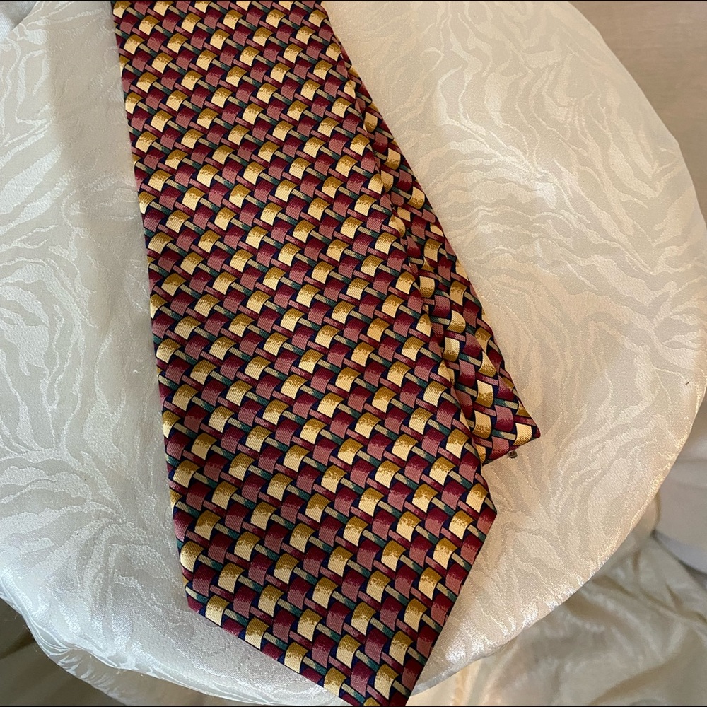Tie Men’s Burgundy Print by Tom James All Silk 4”